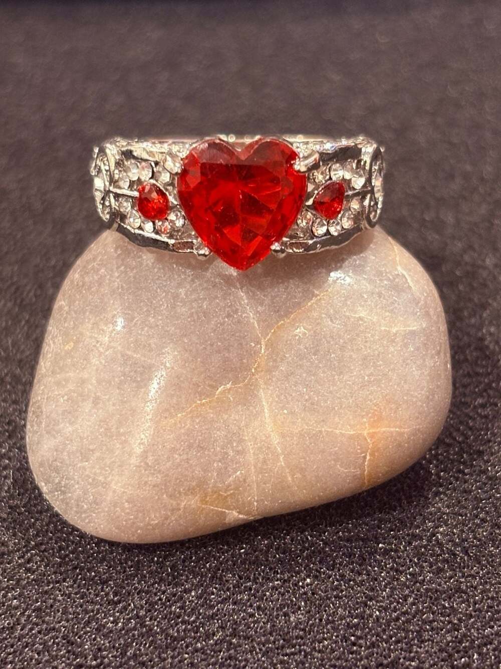 Red Rhinestone Heart Ring - Picture 2 of 5